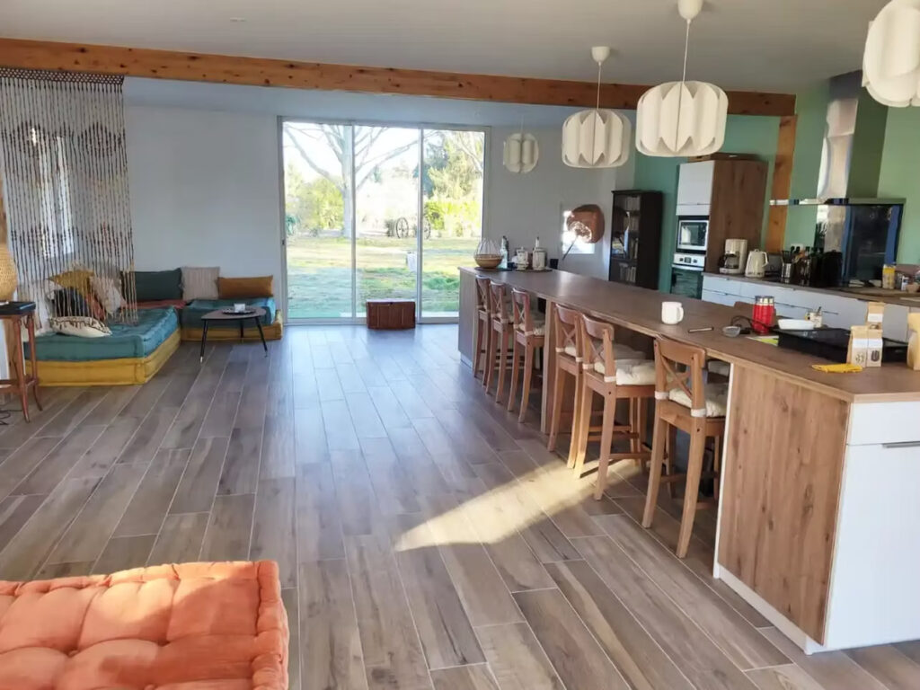 fef75c_e931dae34417473e819892db38bb86e5_mv2